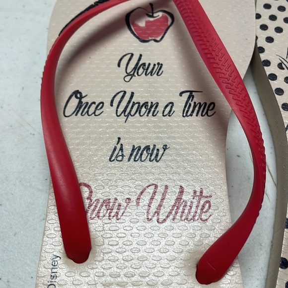 🎉HP🎉Havaianas Disney Snow White “Your Once Upon A Time Is Now” Sandals - Picture 2 of 9